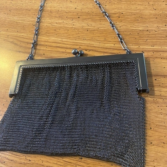 Antique German silver/ grey color mesh chains links evening purse/ clutch bag. - Picture 2 of 7